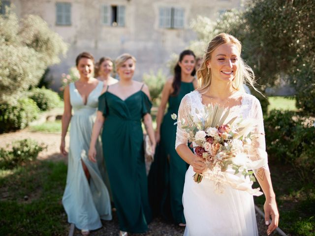 Le mariage de Corentin et Mailys à Venzolasca, Corse 15