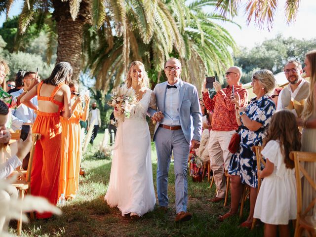 Le mariage de Corentin et Mailys à Venzolasca, Corse 21