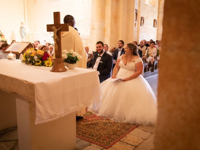 Le mariage de Logan et Aurélie à Saint-Sulpice-d&apos;Arnoult, Charente Maritime 56