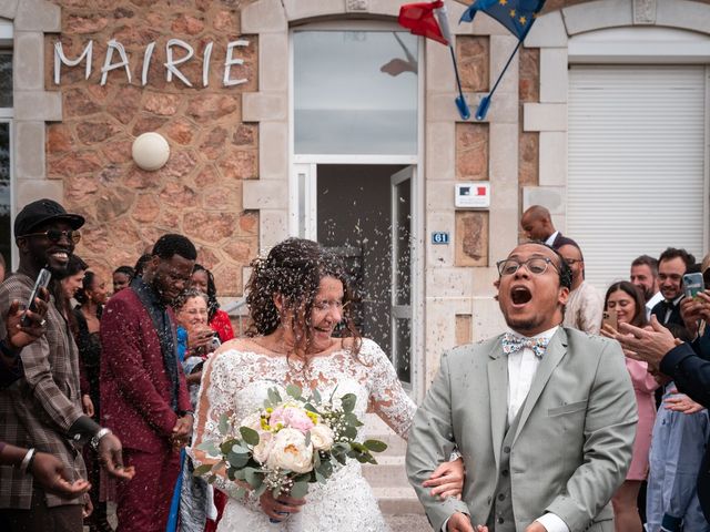 Le mariage de Clément et Anais à Épinouze, Drôme 3