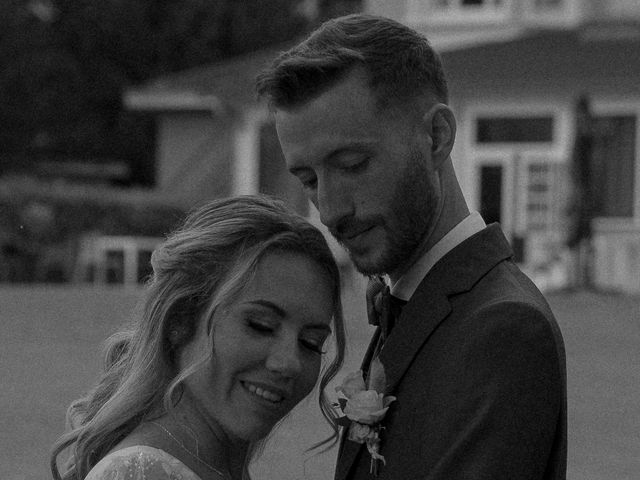 Le mariage de Michael et Charlène à Villebois, Ain 43