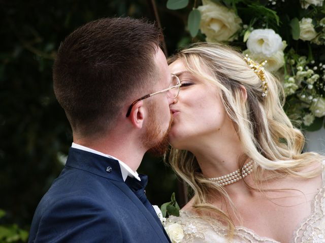 Le mariage de Jordy  et Charlène à Segré-en-Anjou Bleu, Maine et Loire 1