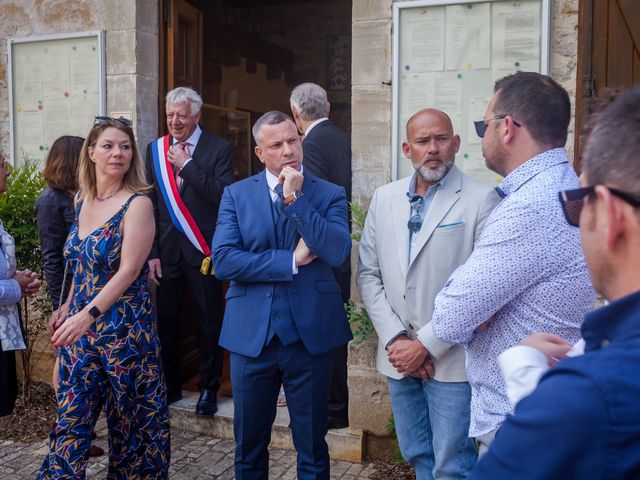 Le mariage de Francis et Krystina à Balaguier-d&apos;Olt, Aveyron 4