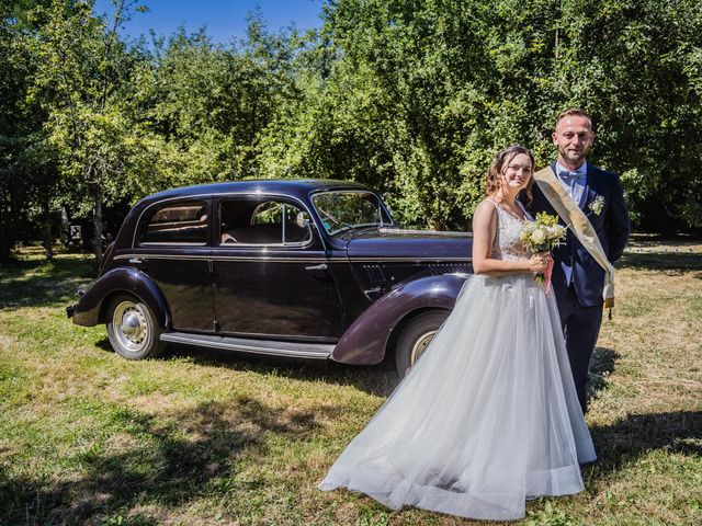 Le mariage de Anthony et Marlene à Châteauneuf-sur-Sarthe, Maine et Loire 27