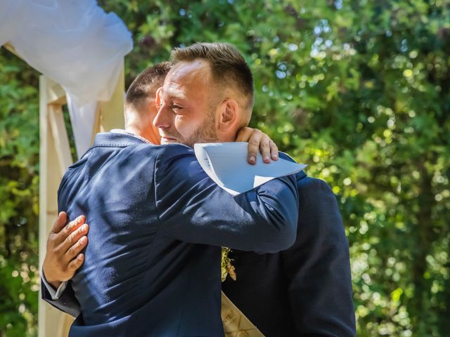 Le mariage de Anthony et Marlene à Châteauneuf-sur-Sarthe, Maine et Loire 30