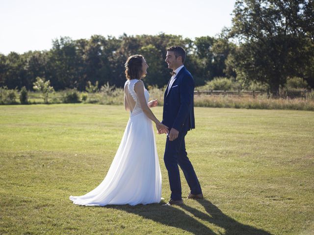 Le mariage de Nicolas et Mélanie à Saint-Aubin-des-Ormeaux, Vendée 8