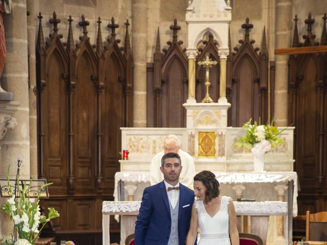 Le mariage de Nicolas et Mélanie à Saint-Aubin-des-Ormeaux, Vendée 11