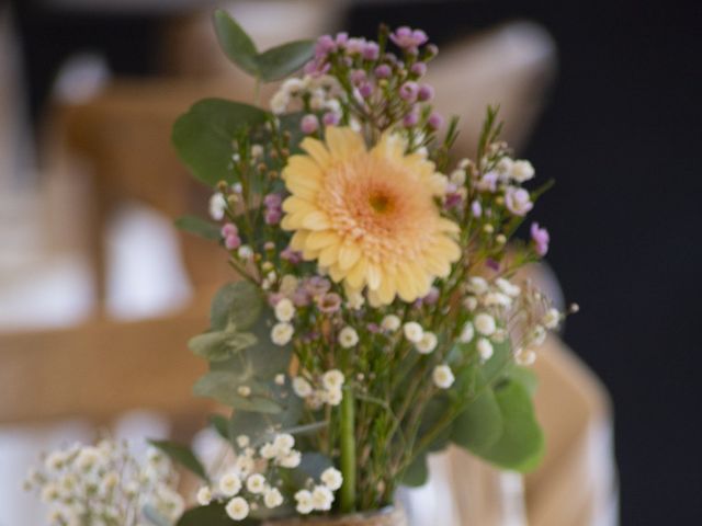 Le mariage de Nicolas et Mélanie à Saint-Aubin-des-Ormeaux, Vendée 13