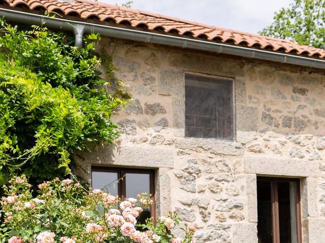 Le mariage de Loïc et Lauryn à Le Mayet-de-Montagne, Allier 3