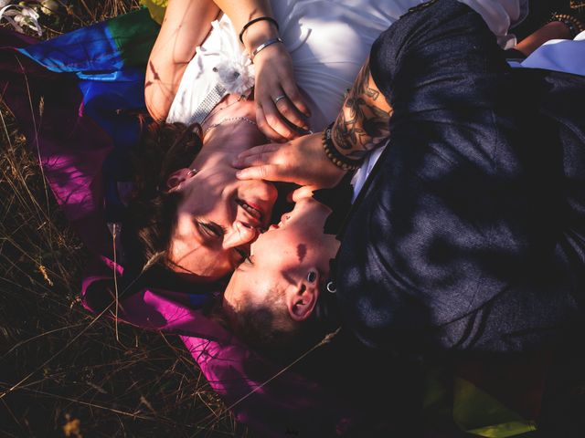 Le mariage de Alexine et Marina à Lanester, Morbihan 17