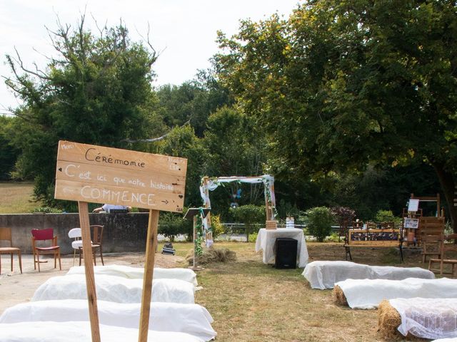 Le mariage de Alex et Léa à Vélines, Dordogne 17