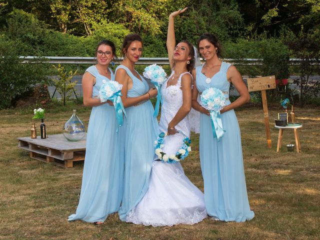 Le mariage de Alex et Léa à Vélines, Dordogne 41