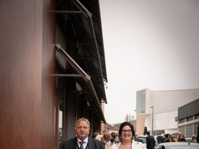 Le mariage de Loïc et Céline à Freyming-Merlebach, Moselle 14