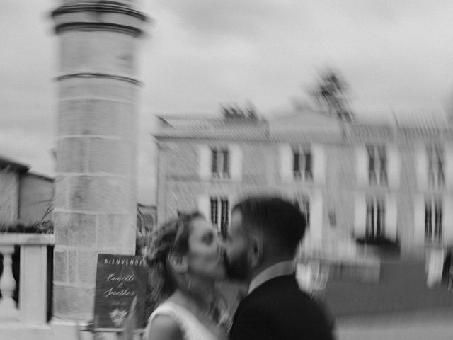 Le mariage de Jonathan et Camille à Yvrac, Gironde 6