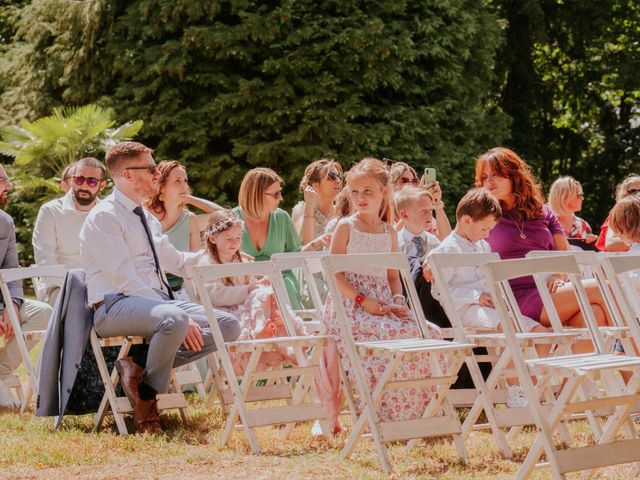 Le mariage de Rémy et Élodie à Combourg, Ille et Vilaine 27