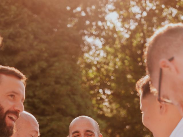 Le mariage de Rémy et Élodie à Combourg, Ille et Vilaine 32