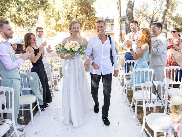 Le mariage de Hugo et Ambre à Marseille, Bouches-du-Rhône 17
