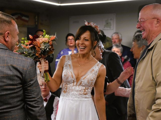 Le mariage de Fouasnon et Vanessa et Eddy à Lonrai, Orne 1