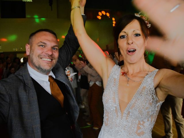 Le mariage de Fouasnon et Vanessa et Eddy à Lonrai, Orne 4