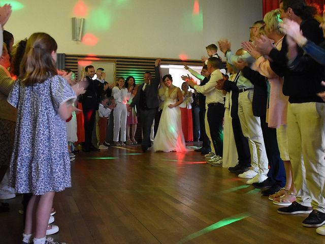 Le mariage de Fouasnon et Vanessa et Eddy à Lonrai, Orne 8