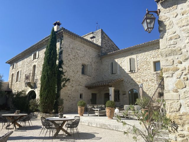 Le mariage de Geoffrey et Beryl à Valaurie, Drôme 14