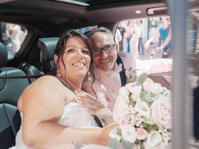Le mariage de Benji et Candy à Naours, Somme 15
