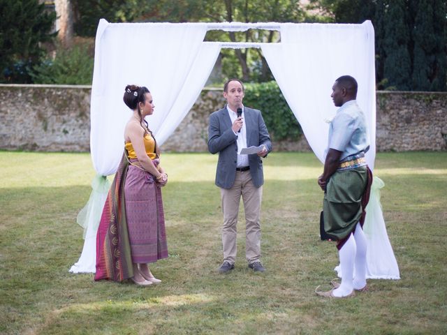 Le mariage de Cédric  et Sylvie à Voisins-le-Bretonneux, Yvelines 9