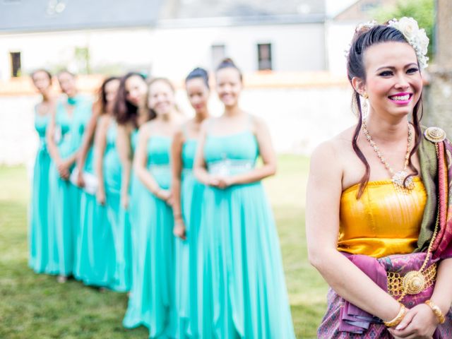 Le mariage de Cédric  et Sylvie à Voisins-le-Bretonneux, Yvelines 11