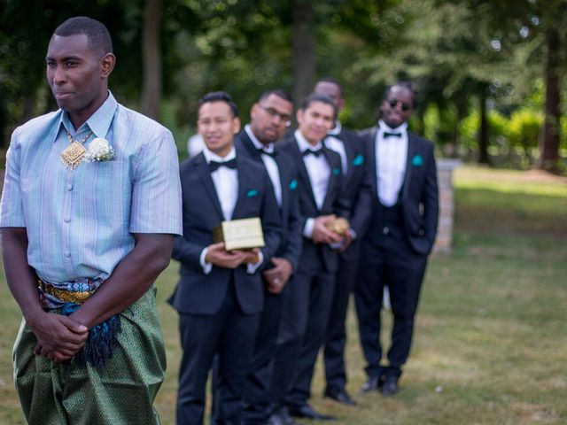 Le mariage de Cédric  et Sylvie à Voisins-le-Bretonneux, Yvelines 12