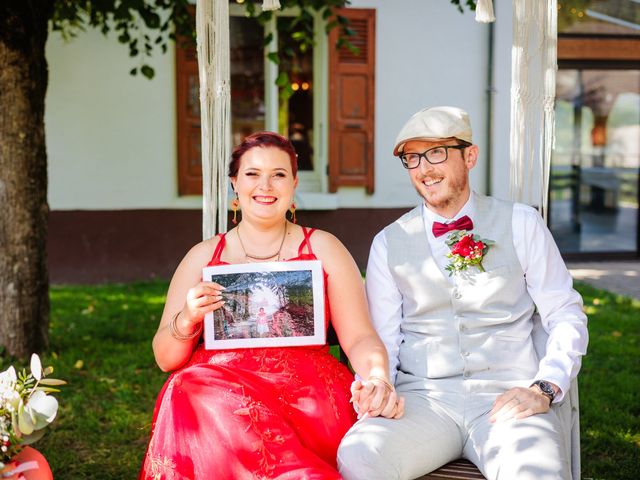 Le mariage de Thibaut et Léa à Le Haut-Bréda, Isère 30