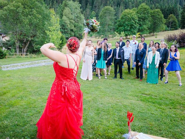 Le mariage de Thibaut et Léa à Le Haut-Bréda, Isère 52