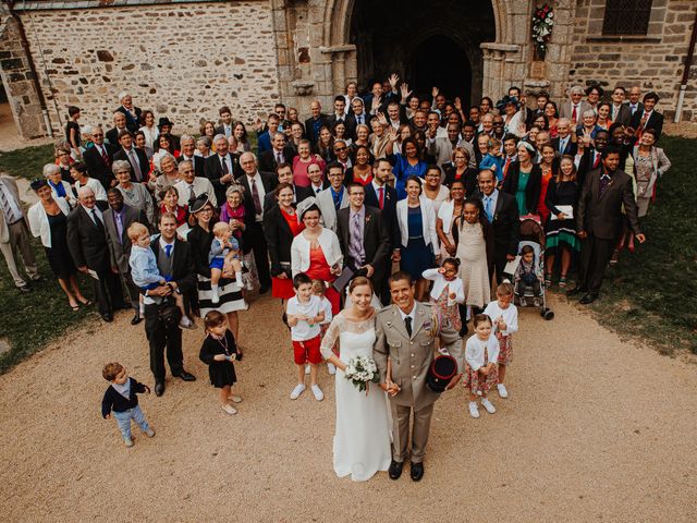 Le mariage de John et Camille à Lanloup, Côtes d&apos;Armor 13