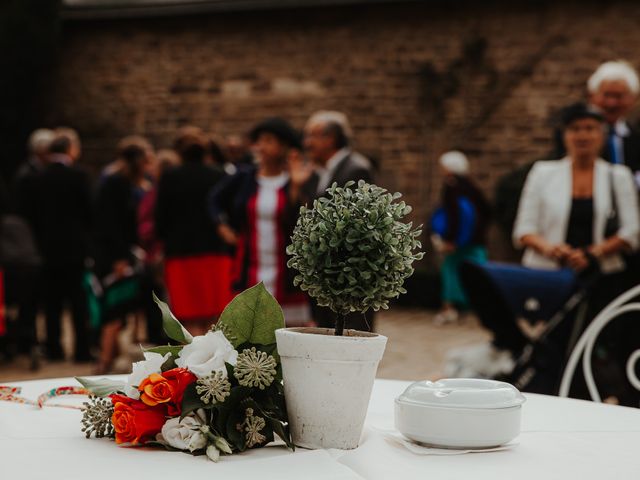 Le mariage de John et Camille à Lanloup, Côtes d&apos;Armor 24