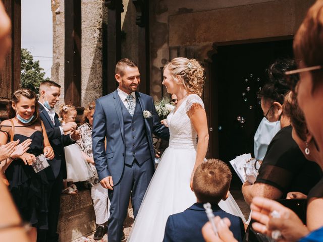 Le mariage de Sébastien et Marlène à La Roche-en-Brenil, Côte d&apos;Or 19