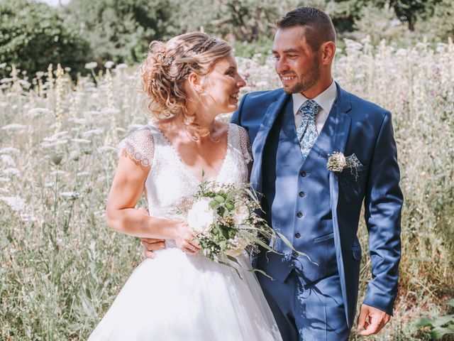 Le mariage de Sébastien et Marlène à La Roche-en-Brenil, Côte d&apos;Or 25