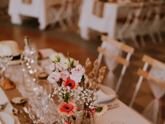 Le mariage de Quentin et Camille à Coulonges, Charente Maritime 16