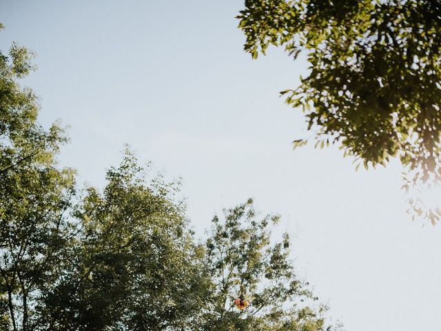 Le mariage de Quentin et Camille à Coulonges, Charente Maritime 27