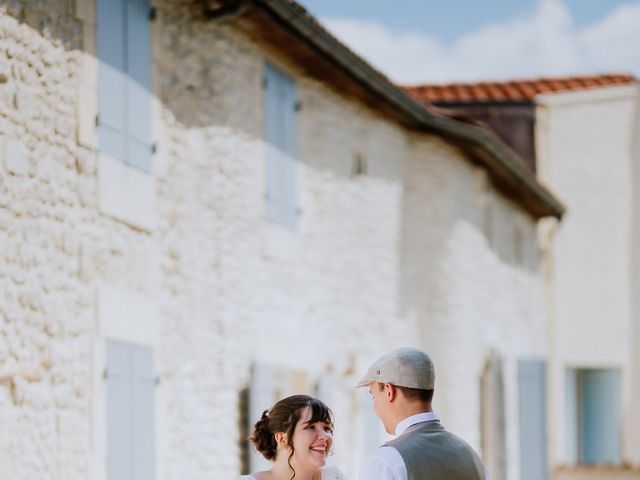 Le mariage de Quentin et Camille à Coulonges, Charente Maritime 45