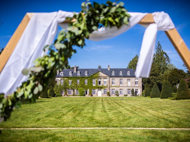 Le mariage de Matthieu et Madeline à Saint-James, Manche 2