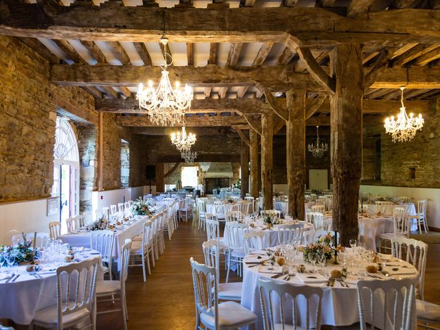 Le mariage de Matthieu et Madeline à Saint-James, Manche 4