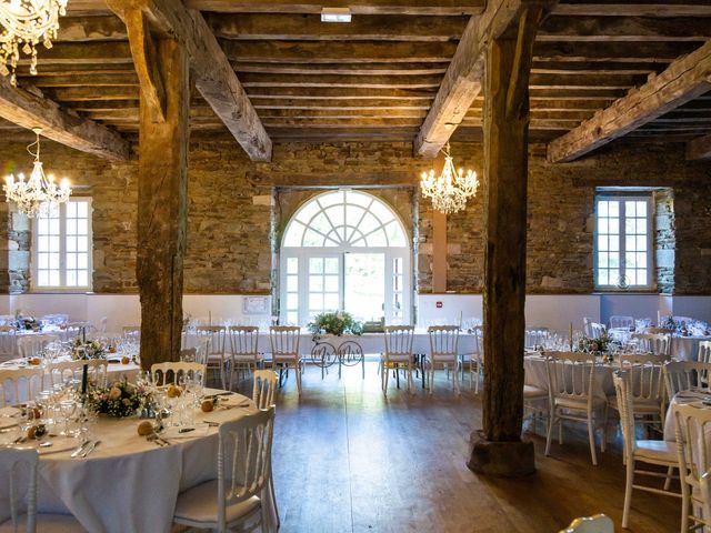 Le mariage de Matthieu et Madeline à Saint-James, Manche 5