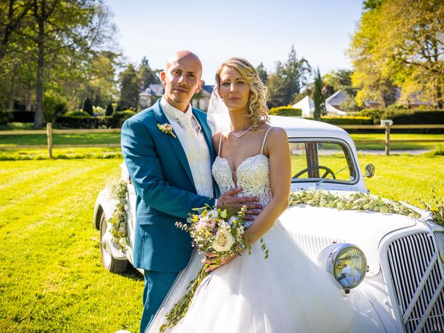 Le mariage de Matthieu et Madeline à Saint-James, Manche 7