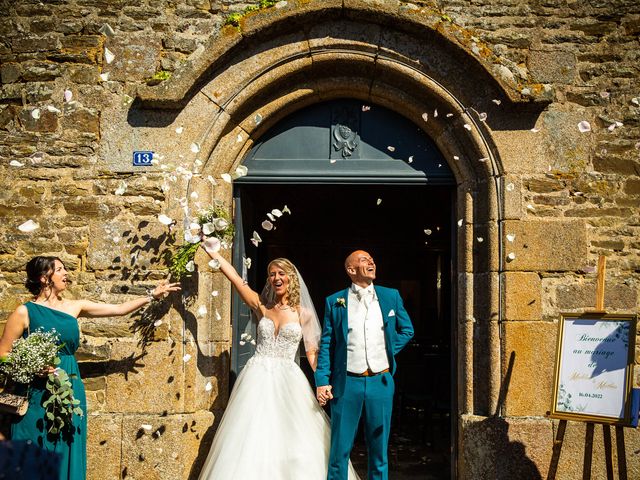 Le mariage de Matthieu et Madeline à Saint-James, Manche 9