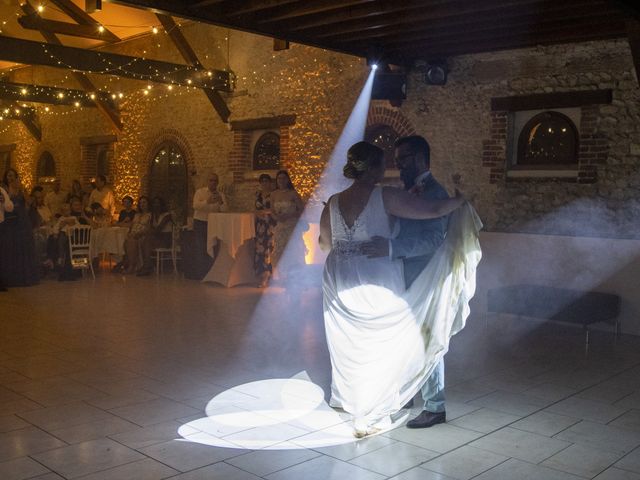 Le mariage de Omar et Amandine à Vexin-sur-Epte, Eure 2