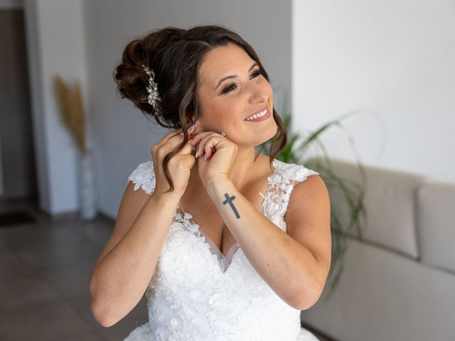 Le mariage de Greg et Aurelie à Eyguières, Bouches-du-Rhône 7