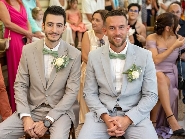 Le mariage de Greg et Aurelie à Eyguières, Bouches-du-Rhône 14