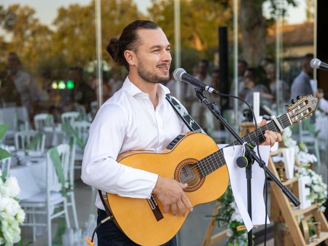 Le mariage de Greg et Aurelie à Eyguières, Bouches-du-Rhône 34