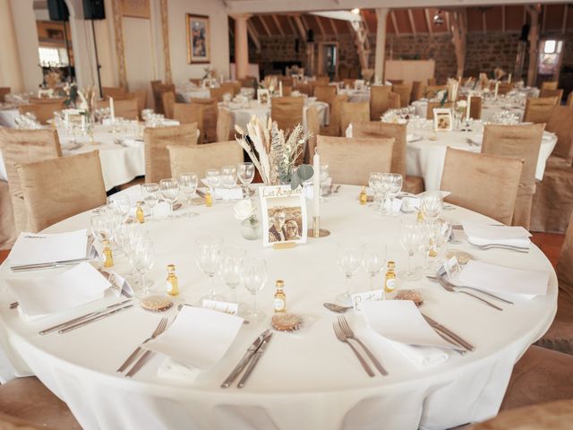 Le mariage de Arnaud et Marion à Varetz, Corrèze 25
