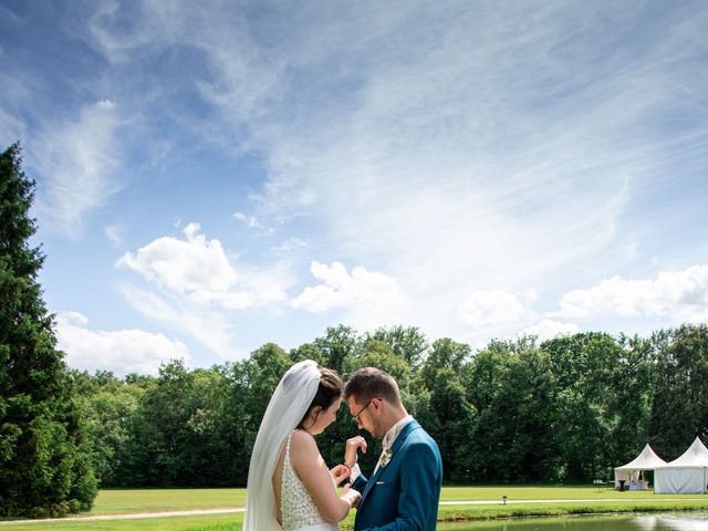 Le mariage de Clément et Charlotte à La Ferté-Saint-Aubin, Loiret 59