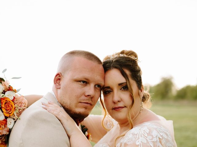 Le mariage de Vincent et Gwenaëlle à Pontarmé, Oise 219